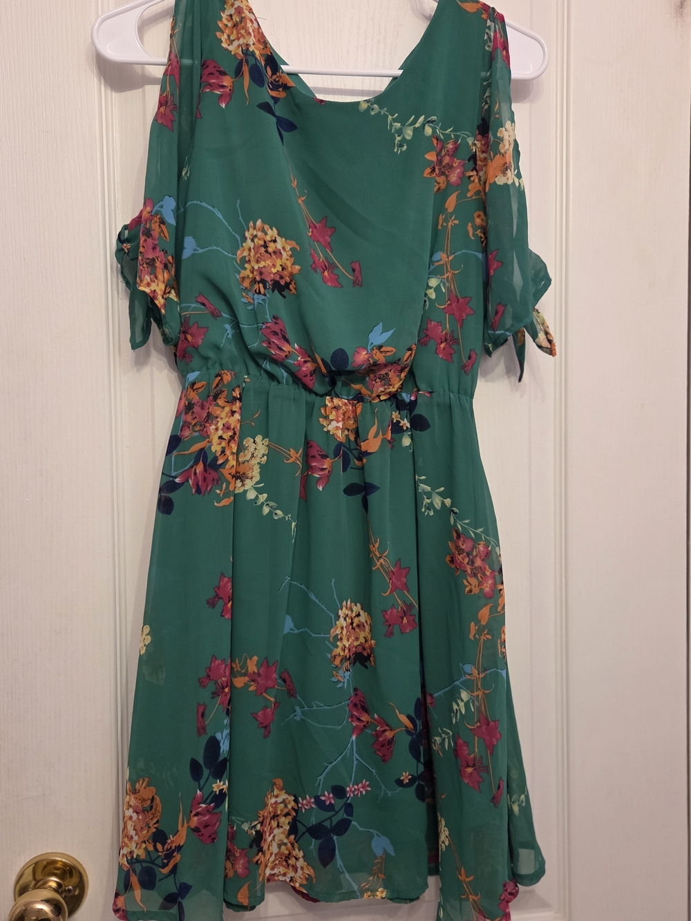 Sienna Sky Green Floral Cold-Shoulder Women's Dress